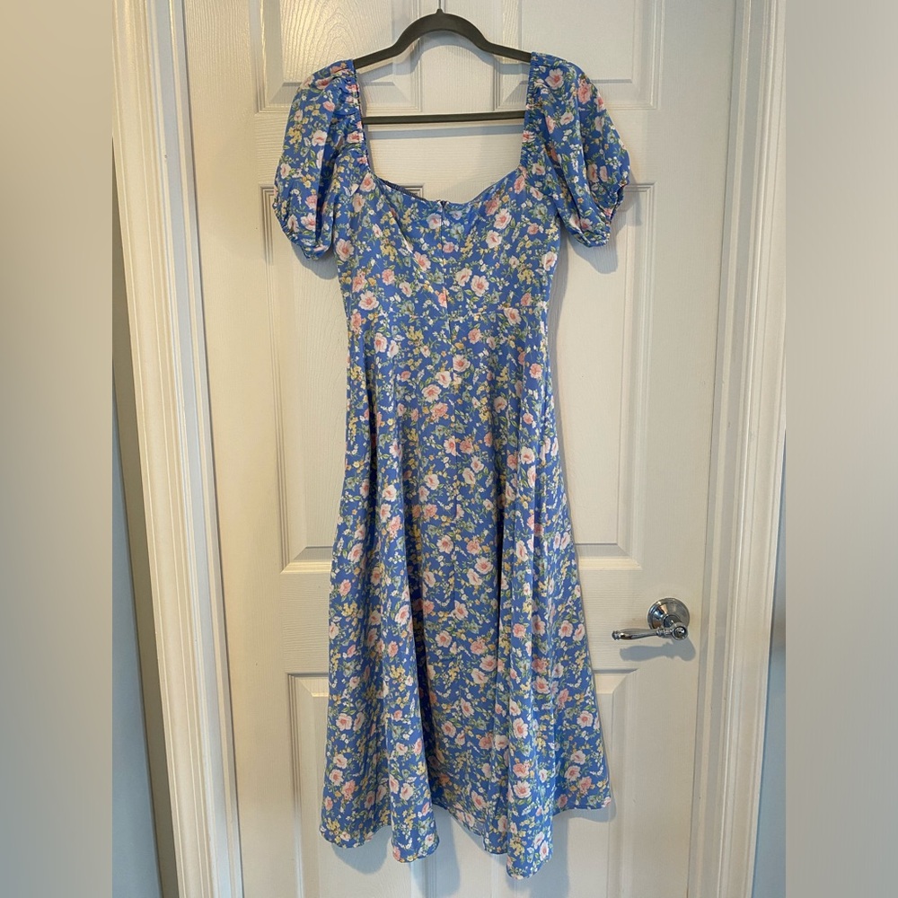 NWT Forever 21 Milkmaid Cottage core Blue Floral midi dress size small - Picture 6 of 16